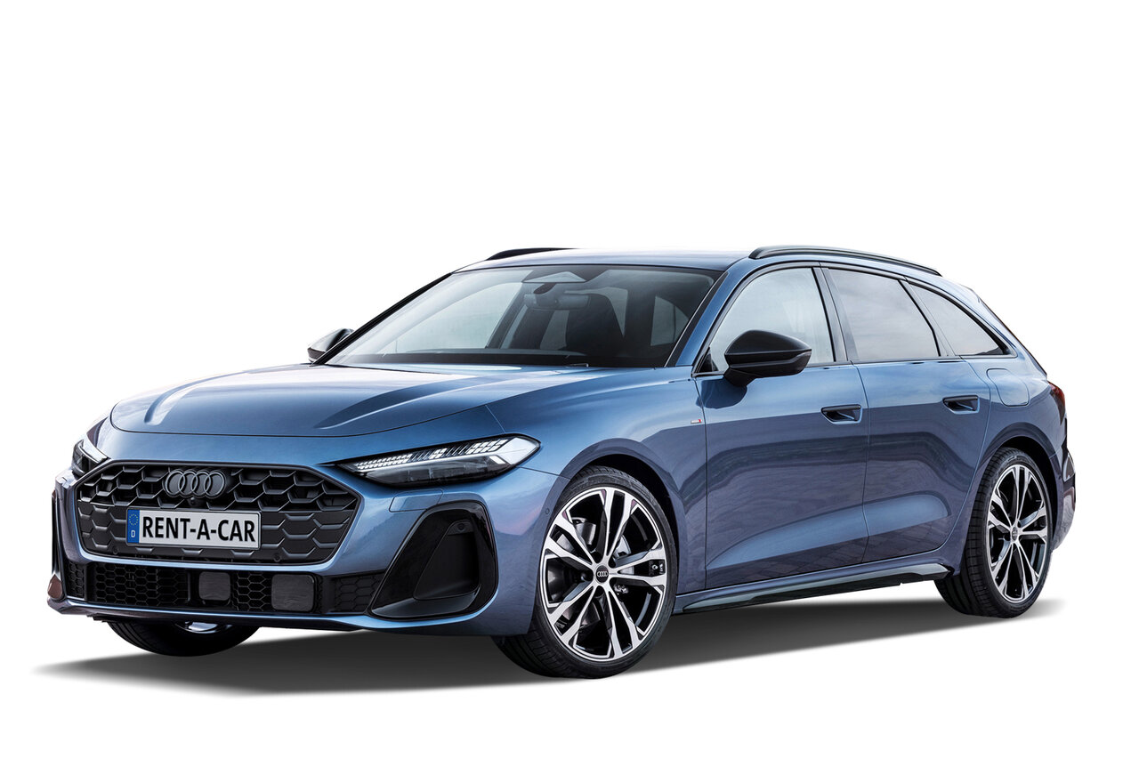 Blauer Audi A5 Avant steht schräg seitlich vor weißem Hintergrund