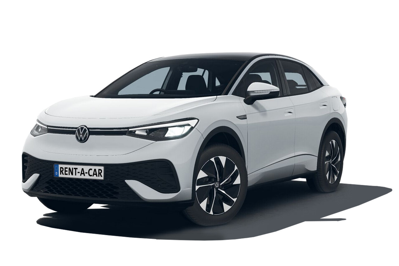 Weißer VW ID.5 steht schräg seitlich vor weißem Hintergrund